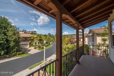 318 Loire Valley Drive, Simi Valley, CA 93065 - Photo 35
