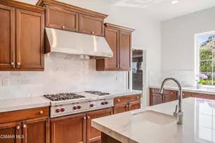318 Loire Valley Dr, Simi Valley, CA 93065 - Photo 15
