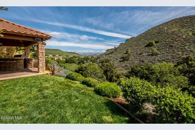 318 Loire Valley Drive, Simi Valley, CA 93065 - Photo 41