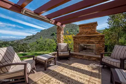 318 Loire Valley Drive, Simi Valley, CA 93065 - Photo 45