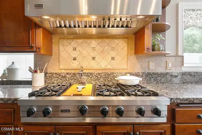 136 Heath Meadow Place, Simi Valley, CA 93065 - Photo 25