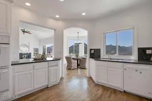 506 Cricketfield Ct, Lake Sherwood, CA 91361 - Photo 13