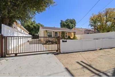 10412 Eldora Avenue, Sunland, CA 91040 - Photo 5