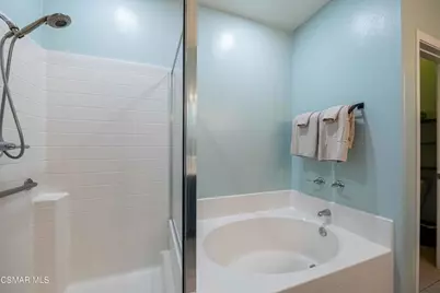 580 Fenwick Way #C, Simi Valley, CA 93065 - Photo 25