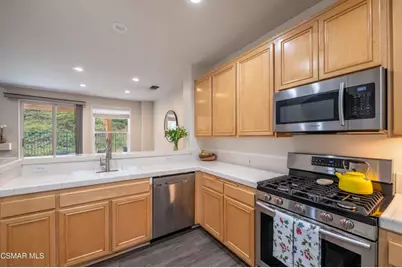580 Fenwick Way #C, Simi Valley, CA 93065 - Photo 13