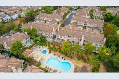 580 Fenwick Way #C, Simi Valley, CA 93065 - Photo 37