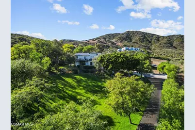 33235 Mulholland Highway, Malibu, CA 90265 - Photo 3