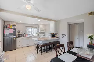 257 Aristotle St, Simi Valley, CA 93065 - Photo 7