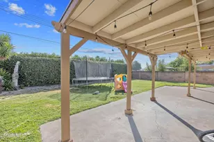 257 Aristotle St, Simi Valley, CA 93065 - Photo 19