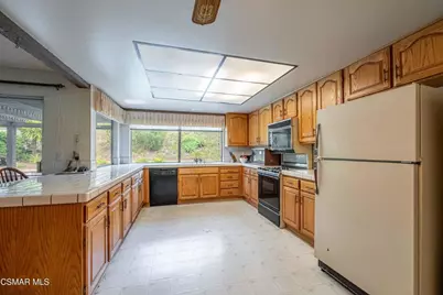272 Cloudcrest Court, Newbury Park, CA 91320 - Photo 11