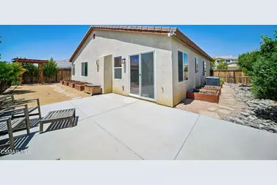 3652 Half Dome Avenue, Rosamond, CA 93560 - Photo 5