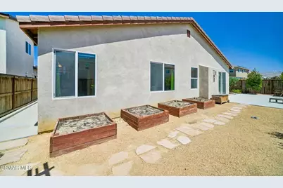 3652 Half Dome Avenue, Rosamond, CA 93560 - Photo 41