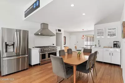 22406 De Kalb Drive, Calabasas, CA 91302 - Photo 9