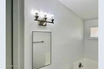 1070 Dennis Avenue, Simi Valley, CA 93065 - Photo 23