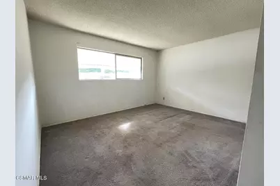 1561 Calzona Court, Simi Valley, CA 93065 - Photo 27