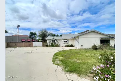 1561 Calzona Court, Simi Valley, CA 93065 - Photo 3