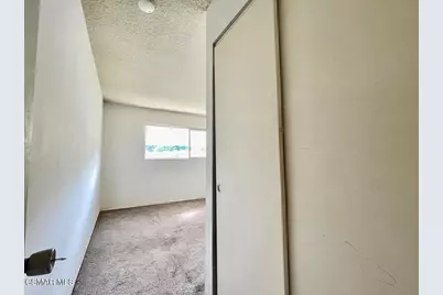 1561 Calzona Court, Simi Valley, CA 93065 - Photo 23