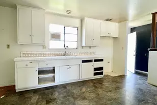 1634 Arcane St, Simi Valley, CA 93065 - Photo 11