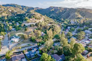 6078 Peppertree Ln, Simi Valley, CA 93063 - Photo 57