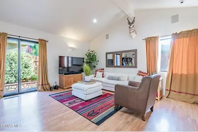 6078 Peppertree Lane, Simi Valley, CA 93063 - Photo 9