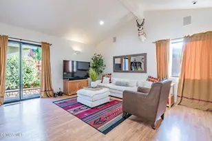 6078 Peppertree Ln, Simi Valley, CA 93063 - Photo 9