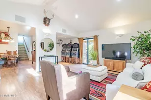 6078 Peppertree Ln, Simi Valley, CA 93063 - Photo 11