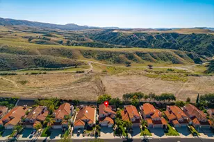 7204 University Dr, Moorpark, CA 93021 - Photo 51