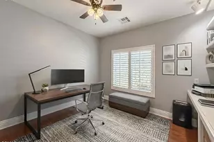 7204 University Dr, Moorpark, CA 93021 - Photo 21