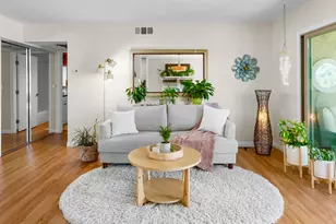 348 Chestnut Hill Ct, Thousand Oaks, CA 91360 - Photo 1