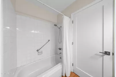 348 Chestnut Hill Court #23, Thousand Oaks, CA 91360 - Photo 19