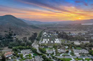 1917 Brittany Park Rd, Camarillo, CA 93012 - Photo 85