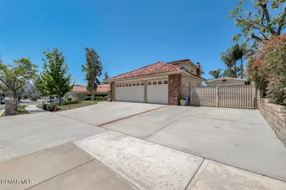 2863 Sapphire Avenue, Simi Valley, CA 93063 - Photo 3
