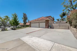 2863 Sapphire Ave, Simi Valley, CA 93063 - Photo 3