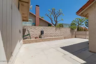 2863 Sapphire Ave, Simi Valley, CA 93063 - Photo 41