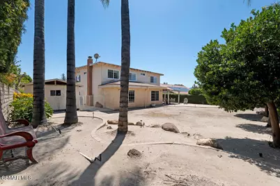 2863 Sapphire Avenue, Simi Valley, CA 93063 - Photo 39
