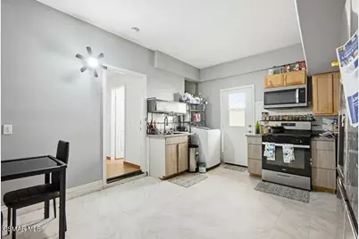 1909 Taormina Court, Riverside, CA 92507 - Photo 37