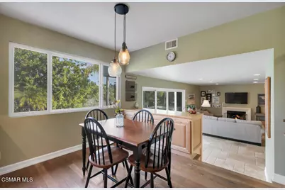 199 W Sidlee Street, Thousand Oaks, CA 91360 - Photo 21