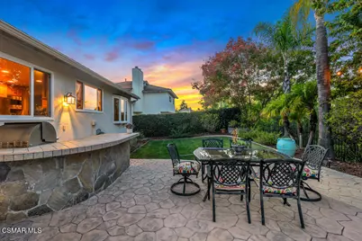 199 W Sidlee Street, Thousand Oaks, CA 91360 - Photo 47