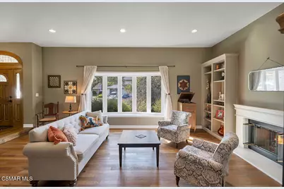 199 W Sidlee Street, Thousand Oaks, CA 91360 - Photo 15