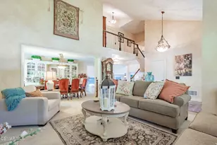 24627 Gardenstone Ln, West Hills, CA 91307 - Photo 5