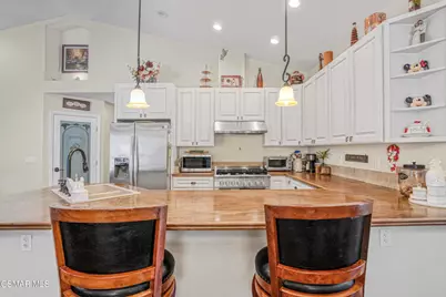 7368 Santa Susana Pass Road, Simi Valley, CA 93063 - Photo 11