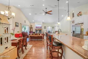 7368 Santa Susana Pass Rd, Simi Valley, CA 93063 - Photo 9