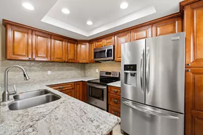 4950 Louise Avenue #301, Encino, CA 91316 - Photo 13