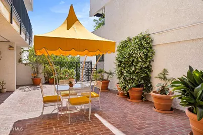 4950 Louise Avenue #301, Encino, CA 91316 - Photo 27