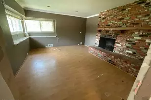 21173 San Miguel St, Woodland Hills, CA 91364 - Photo 3