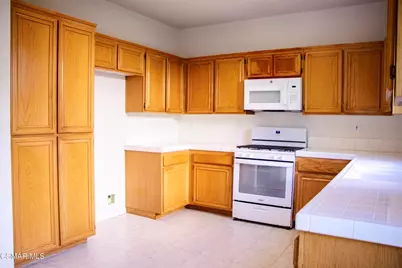 528 Yarrow Drive, Simi Valley, CA 93065 - Photo 7