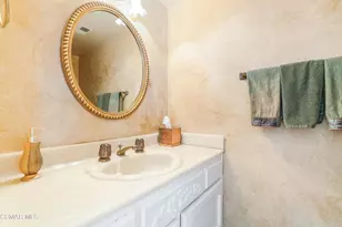 29507 Fountainwood St, Agoura Hills, CA 91301 - Photo 17