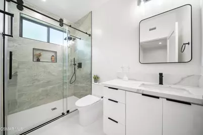 5623 Oso Avenue, Woodland Hills, CA 91367 - Photo 13