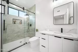5623 Oso Ave, Woodland Hills, CA 91367 - Photo 13