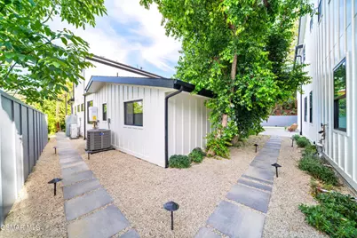 5623 Oso Avenue, Woodland Hills, CA 91367 - Photo 51